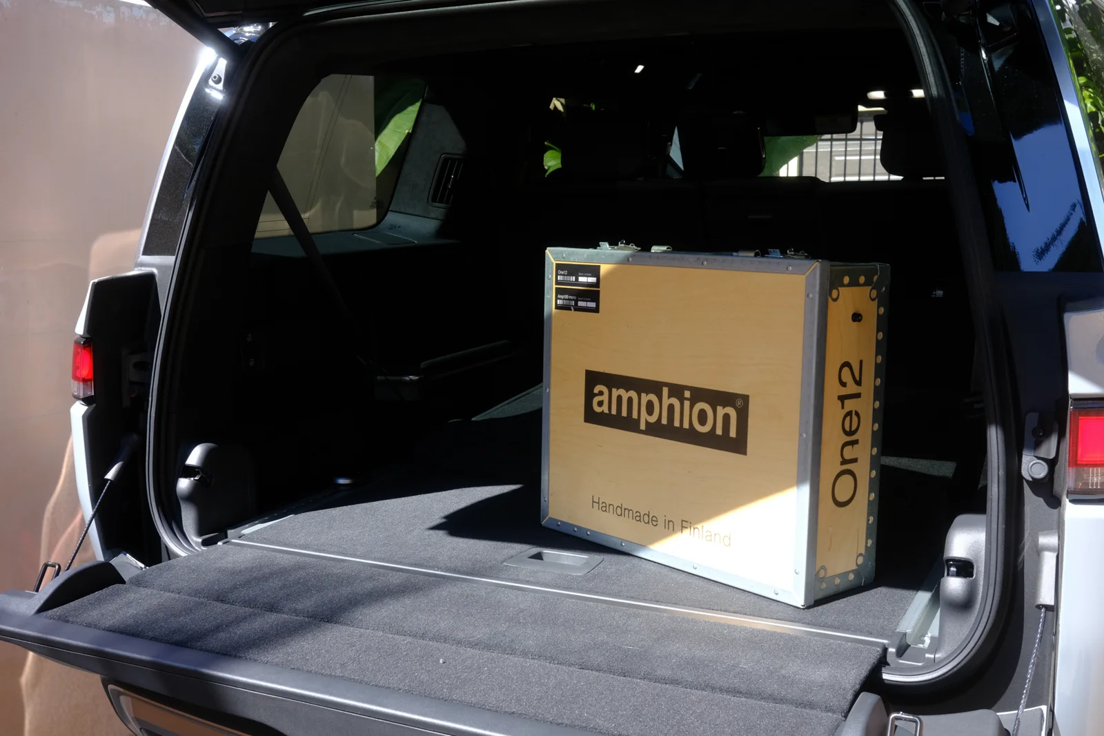Amphion One12 Mobile Kit